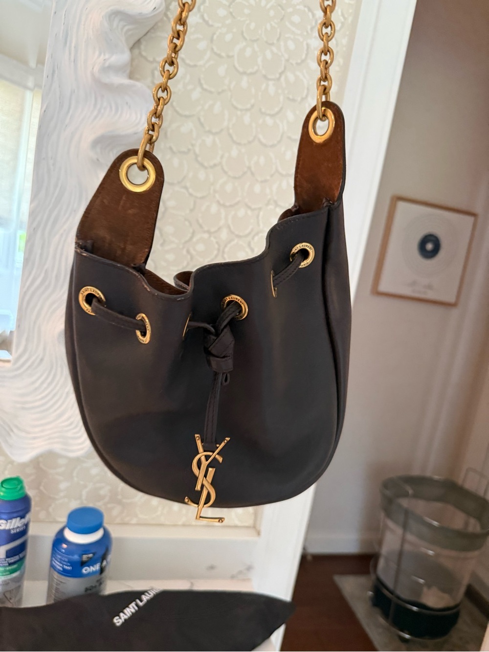 Saint Laurent Fondente Dark Cigar Leather Bucket Bag with Gold Hardware - Picture 2 of 4